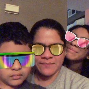 Meet your Posher, Lorena